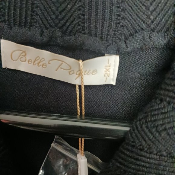 Bell Poque Short Sleeve Summer Cardigan w/ Scallop Collar & Pipiing - Picture 2 of 3